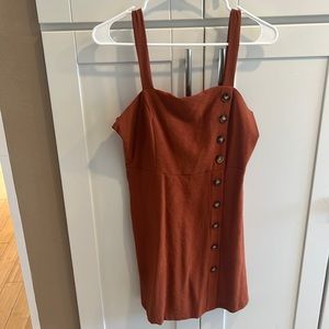 Super cute partially body tight fall dress.